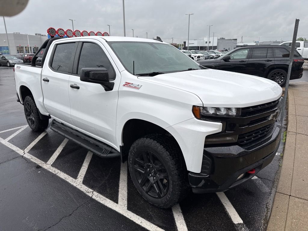 Used 2022 Chevrolet Silverado 1500 LT Trail Boss w/ Bed Protection Package AWD/4WD image 3