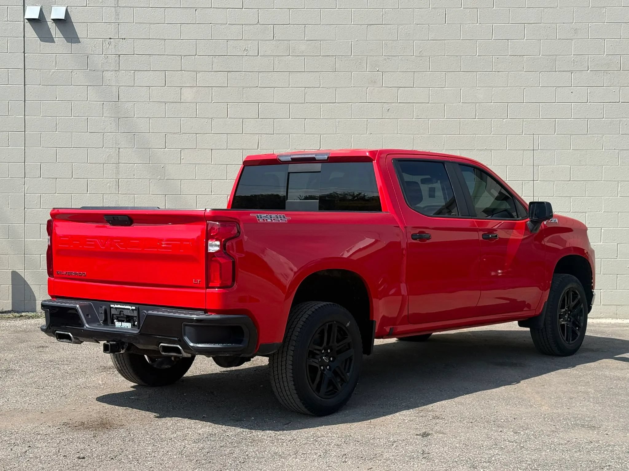 Used 2021 Chevrolet Silverado 1500 LT Trail Boss w/ Convenience Package II AWD/4WD image 8