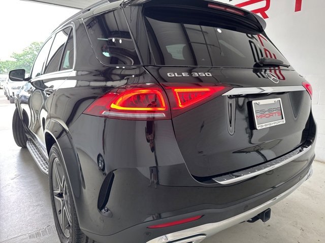 Used 2022 Mercedes-Benz GLE 350 4MATIC w/ AMG Line Exterior image 9