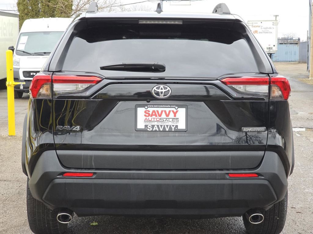 Used 2021 Toyota RAV4 Adventure image 18