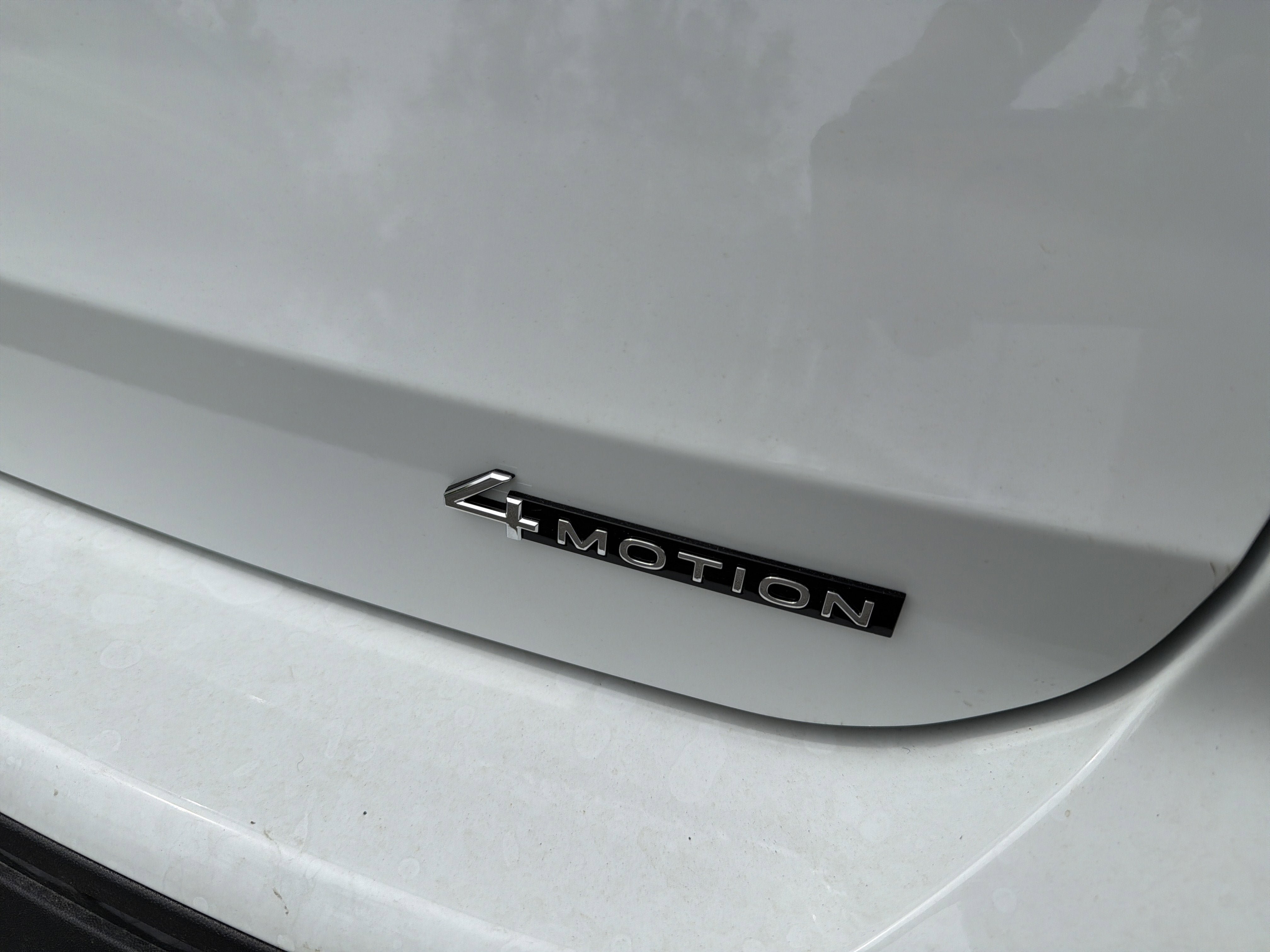 New 2026 Volkswagen Taos SE AWD/4WD image 8
