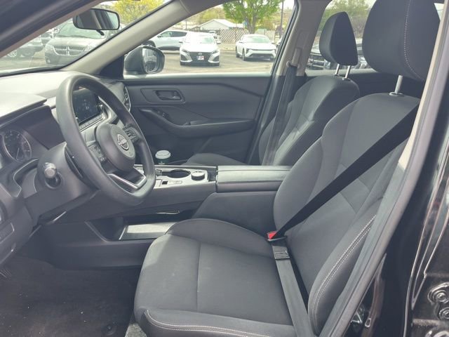 Used 2024 Nissan Rogue S AWD/4WD image 9