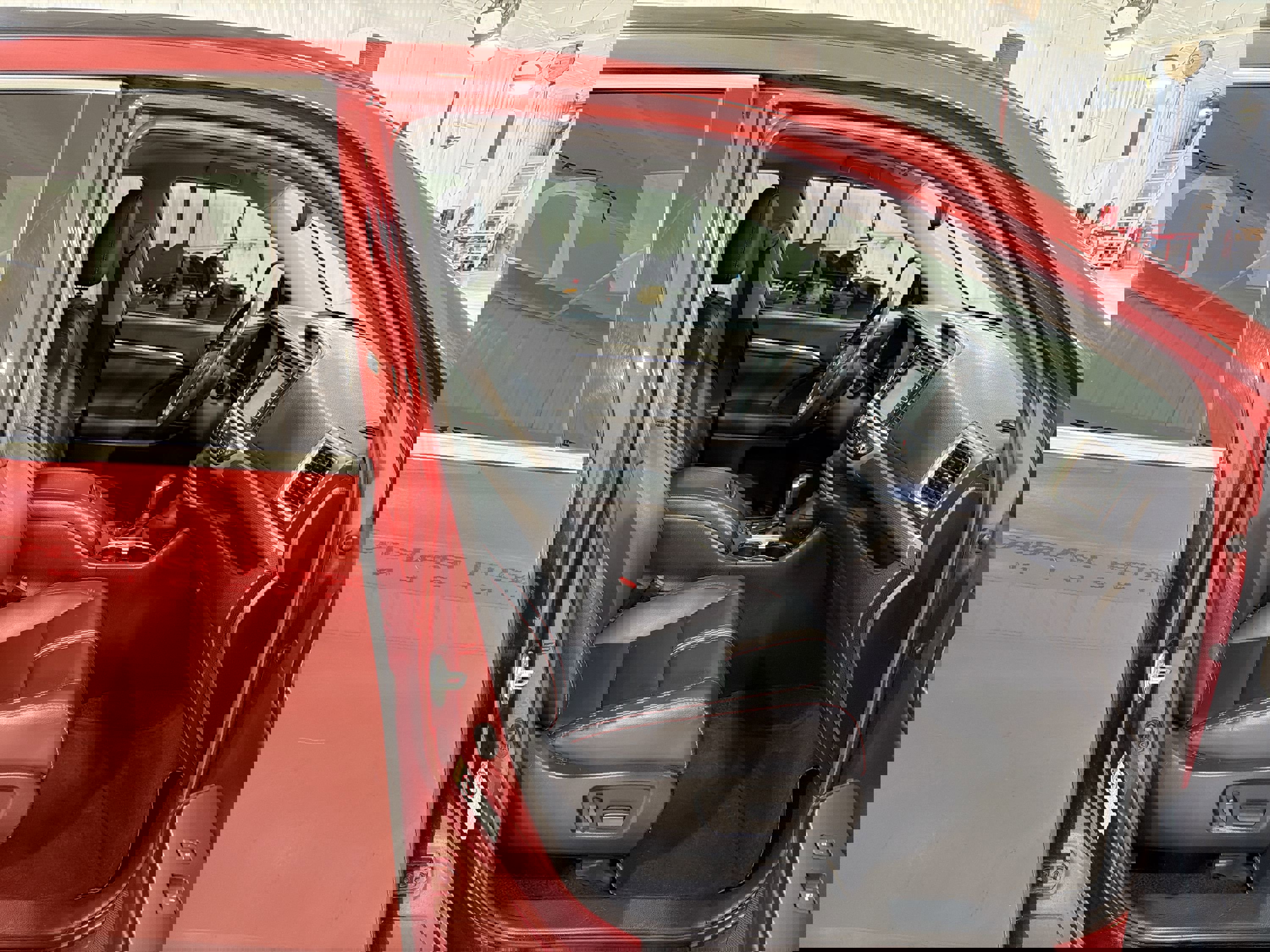 Used 2019 Toyota Highlander SE image 30