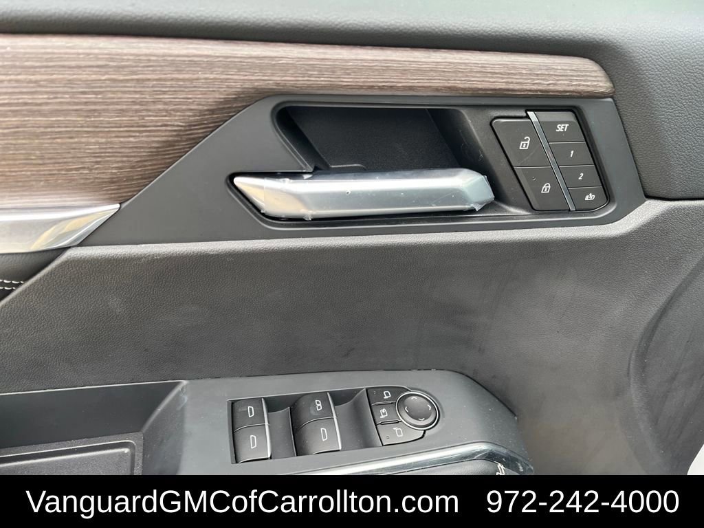 New 2026 GMC Acadia Denali image 13