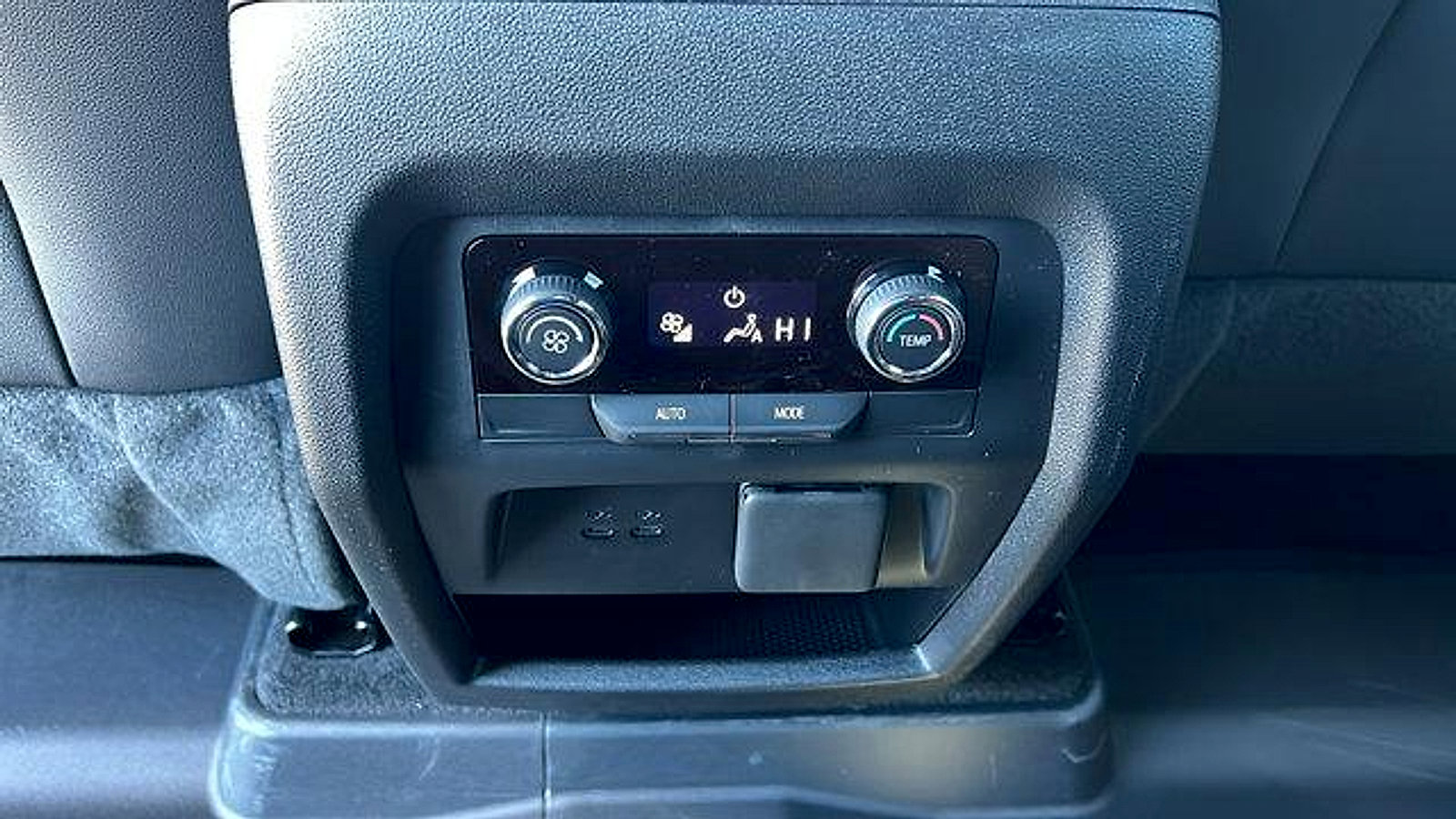 New 2026 Chevrolet Traverse Z71 w/ Enhanced Driving Package image 16