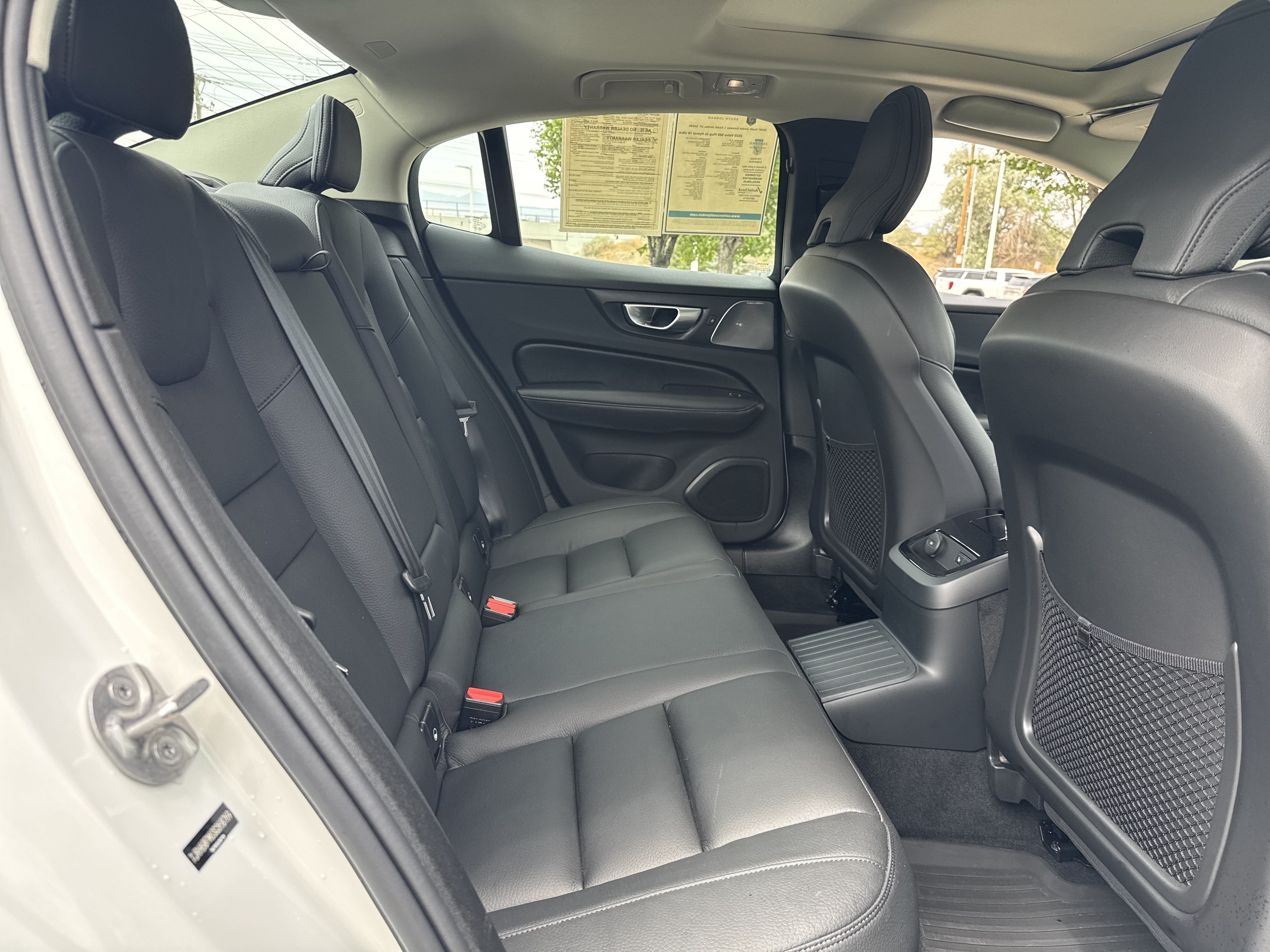 Used 2025 Volvo S60 T8 Ultra w/ Climate Package AWD/4WD image 24