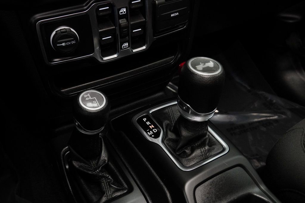 Certified 2021 Jeep Wrangler Unlimited Willys image 37