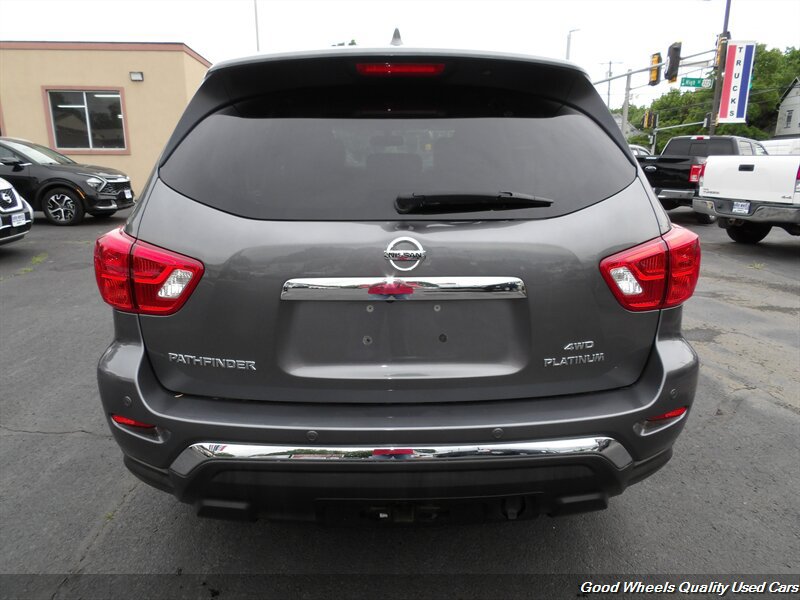 Used 2019 Nissan Pathfinder Platinum AWD/4WD image 6