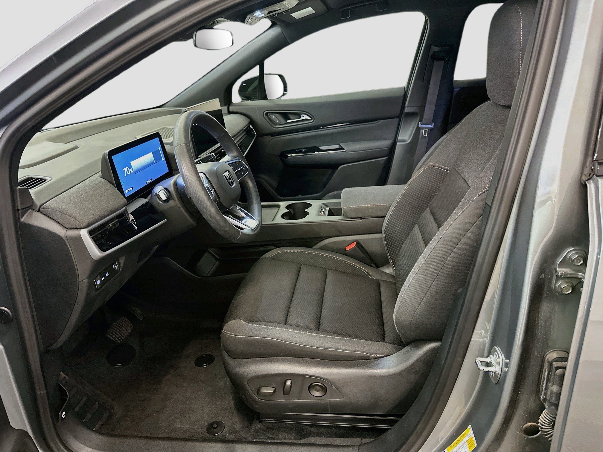 Used 2024 Honda Prologue EX image 13