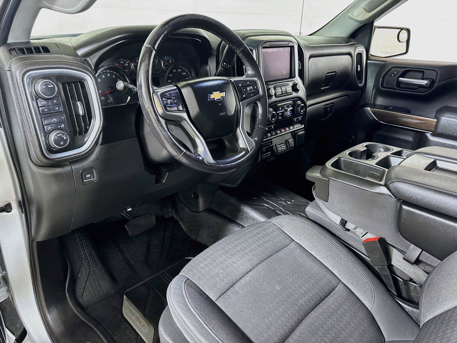Used 2021 Chevrolet Silverado 1500 LT w/ Texas Edition Plus AWD/4WD image 7