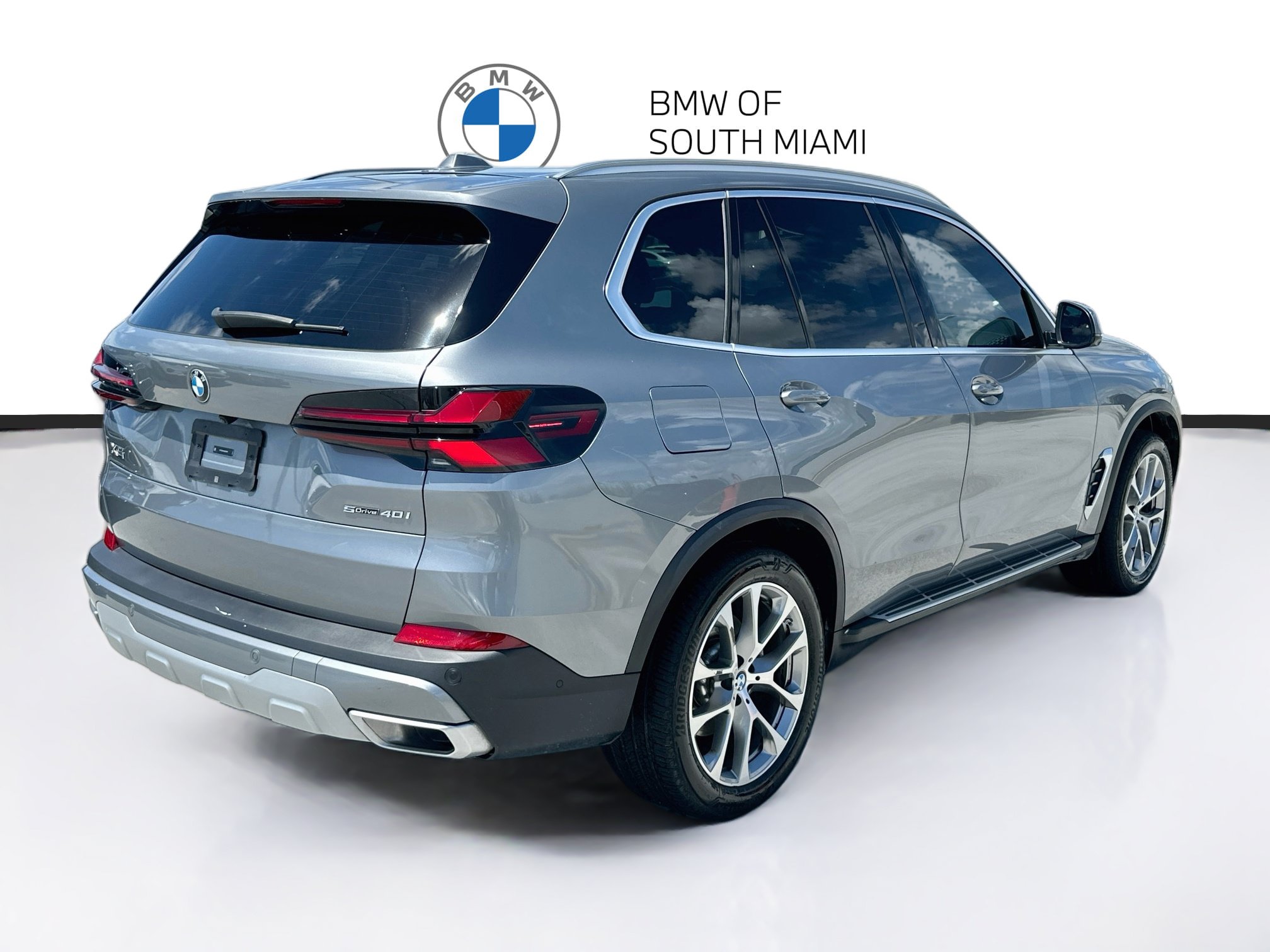 Used 2025 BMW X5 sDrive40i w/ Climate Comfort Package RWD image 7