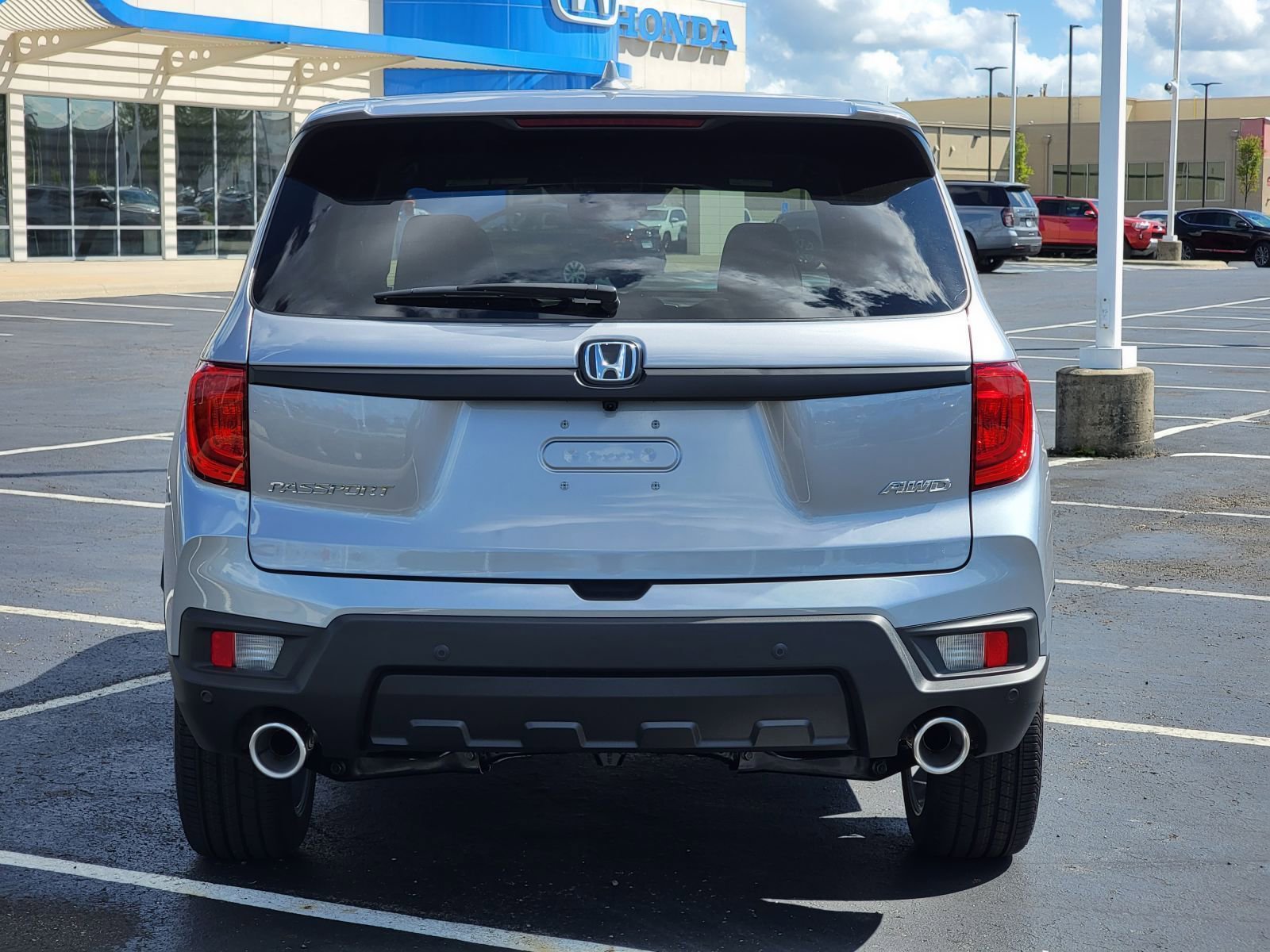 Used 2023 Honda Passport EX-L image 6