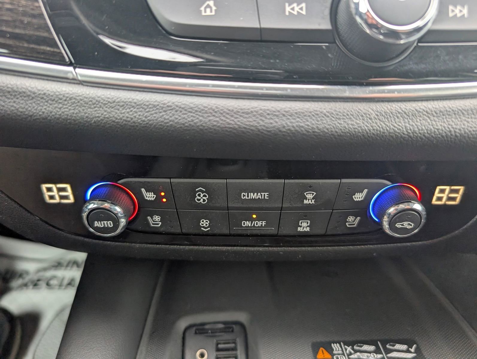 Used 2020 Buick Enclave Avenir w/ Avenir Technology Package AWD/4WD image 21