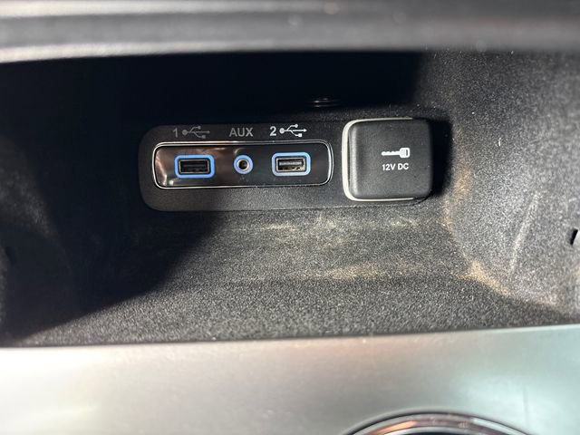 Used 2022 Jeep Grand Cherokee Laredo X AWD/4WD image 25