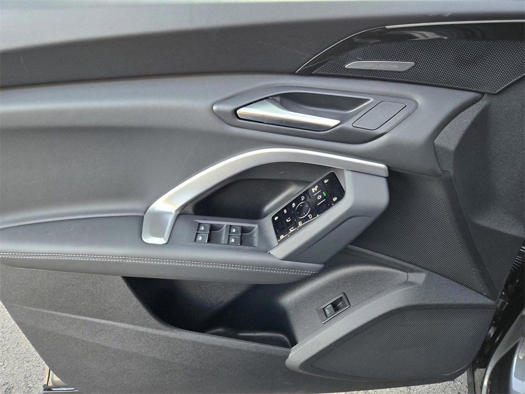 New 2025 Audi Q5 2.0T Premium Plus image 17