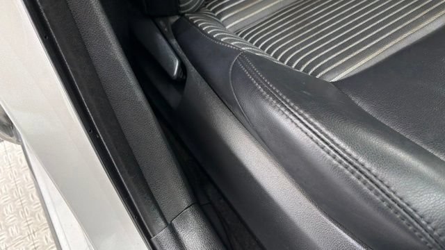 Used 2022 Toyota Corolla XSE w/ Carpet Mat Package (TMS) FWD image 20