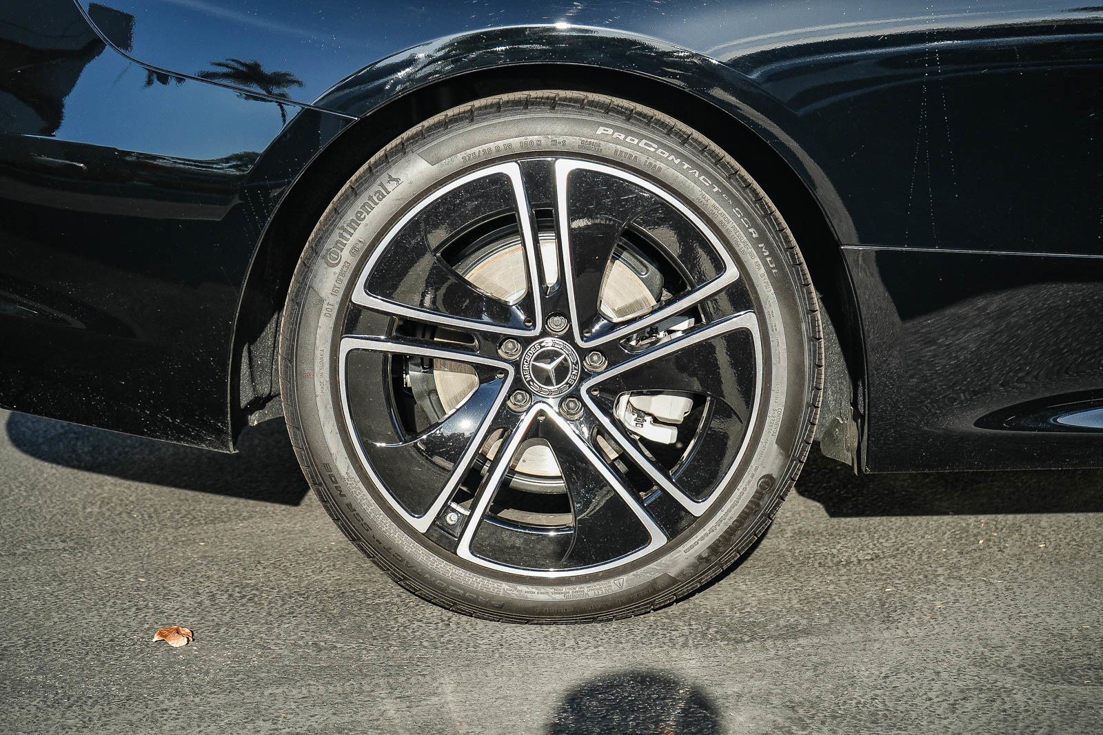 Used 2025 Mercedes-Benz CLE 300 4MATIC Coupe image 8