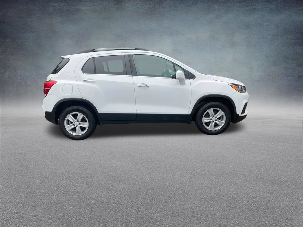 Used 2019 Chevrolet Trax LT w/ LT Convenience Package AWD/4WD image 7
