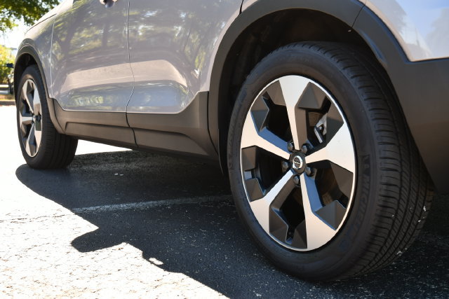 New 2026 Volvo XC40 B5 Core w/ Protection Package Premier AWD/4WD image 9