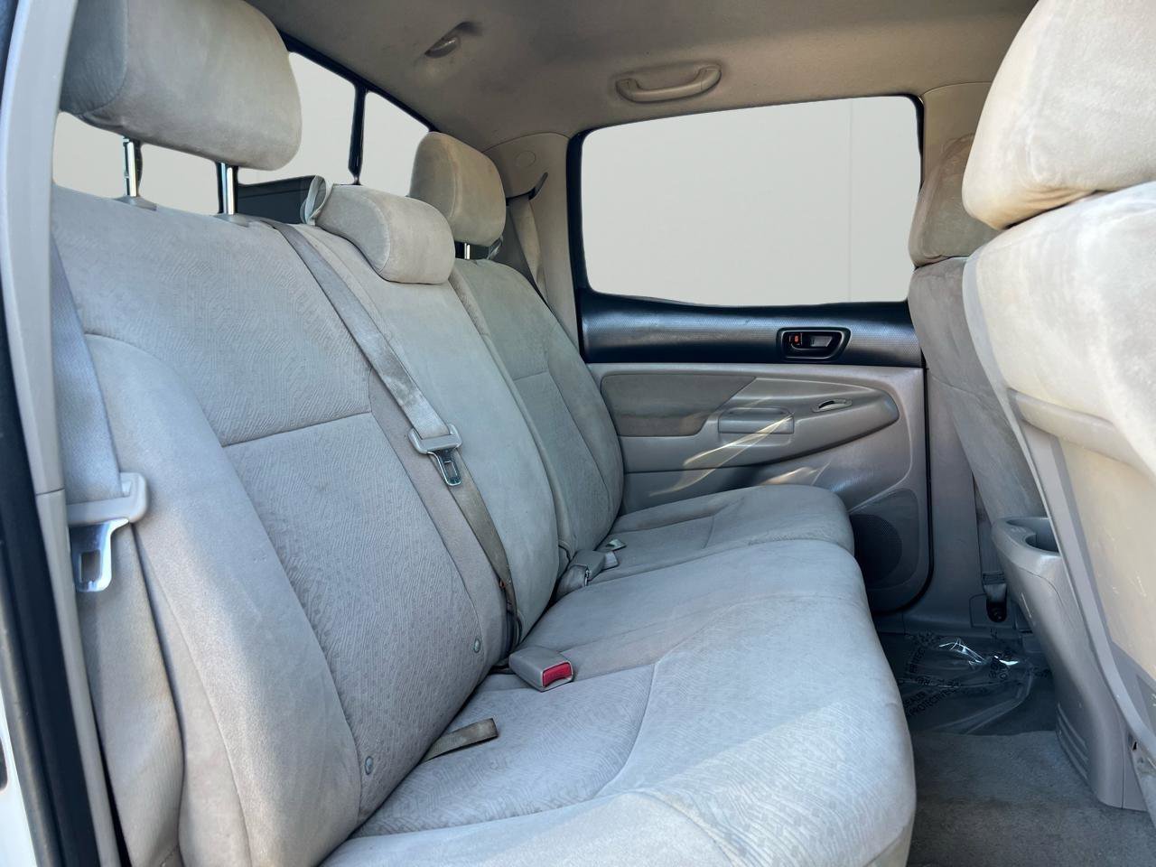 Used 2006 Toyota Tacoma PreRunner RWD image 17