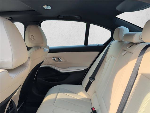 Used 2024 BMW 330i Sedan w/ Premium Package RWD image 21