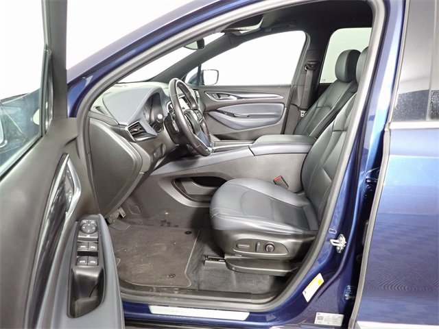 Used 2022 Buick Enclave Essence image 20
