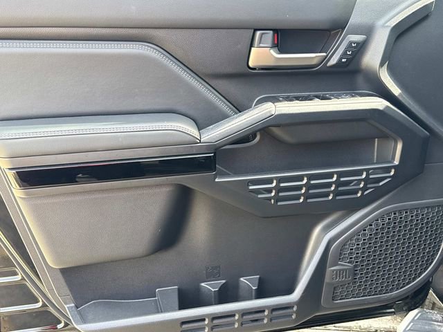 Used 2025 Toyota 4Runner Limited image 25