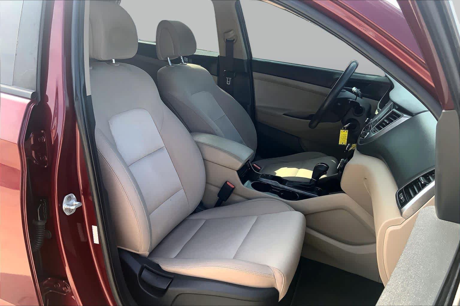 Used 2017 Hyundai Tucson SE w/ SE Popular Package 02 FWD image 9