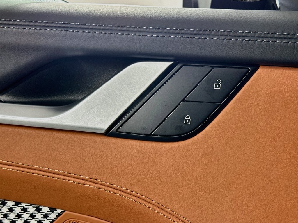 Certified 2024 Porsche 911 Carrera S RWD image 20