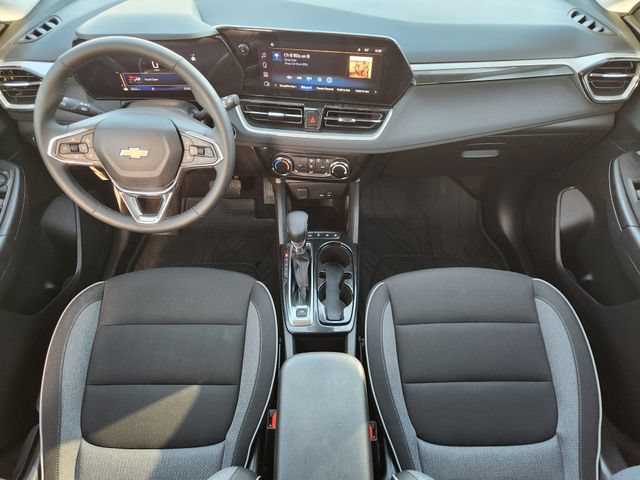 Used 2026 Chevrolet TrailBlazer LT w/ LT Cold Weather Package FWD image 26