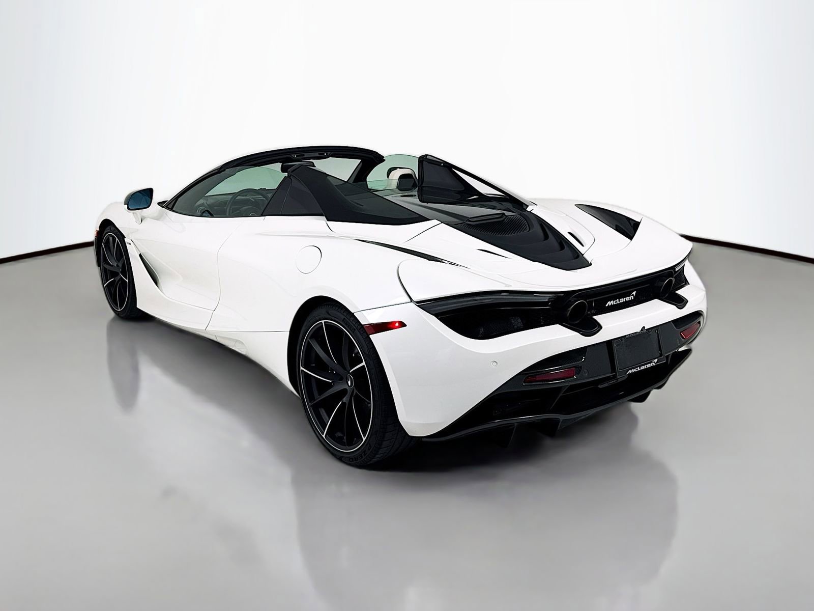 Used 2020 McLaren 720S image 5