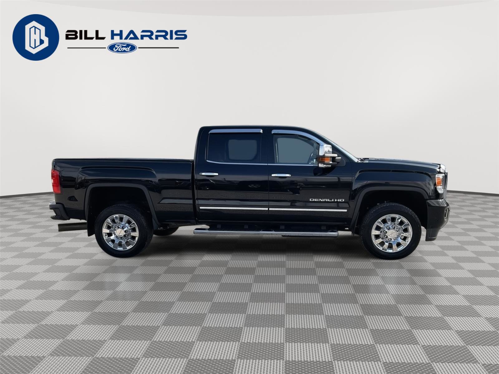 Used 2016 GMC Sierra 2500 Denali w/ Duramax Plus Package image 4