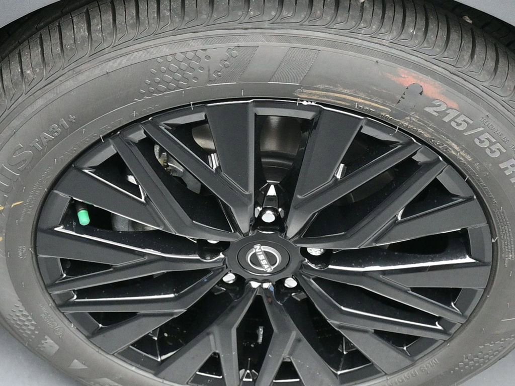 New 2025 Nissan Altima 2.5 SV w/ SV Special Edition Package image 10