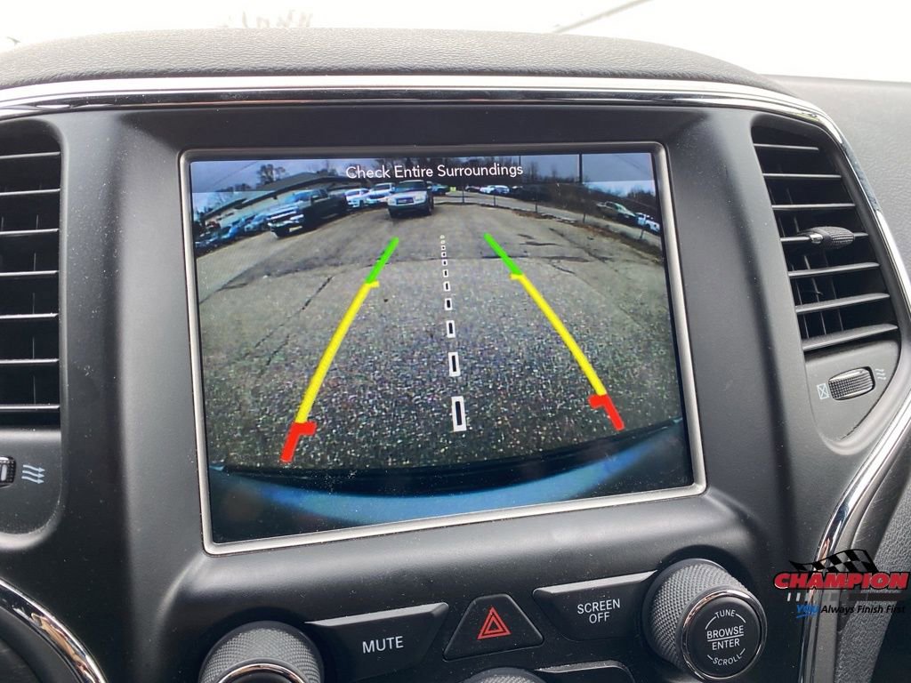 Used 2018 Jeep Grand Cherokee Laredo image 22