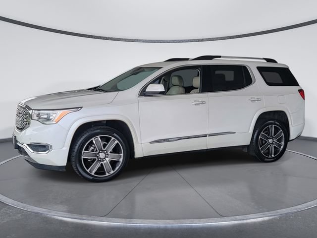 Used 2018 GMC Acadia Denali w/ Technology Package AWD/4WD image 5