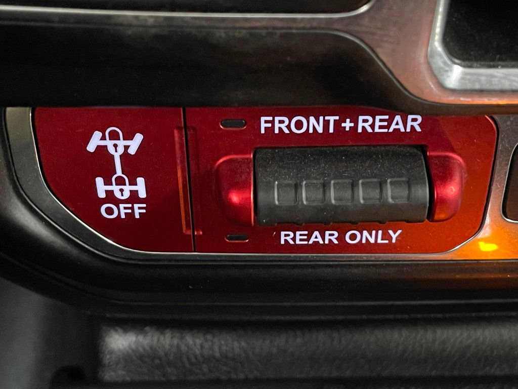 Used 2022 Jeep Wrangler Unlimited Rubicon 4xe w/ Cold Weather Group AWD/4WD image 26