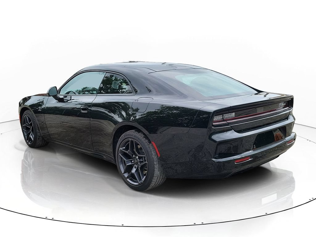 Used 2024 Dodge Charger Daytona R/T w/ Plus Group AWD/4WD image 3