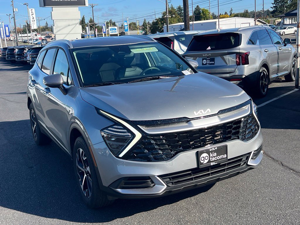 Certified 2024 Kia Sportage EX AWD/4WD image 5