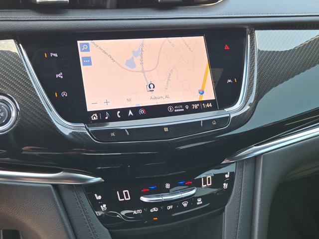 Used 2021 Cadillac XT6 Sport AWD/4WD image 31