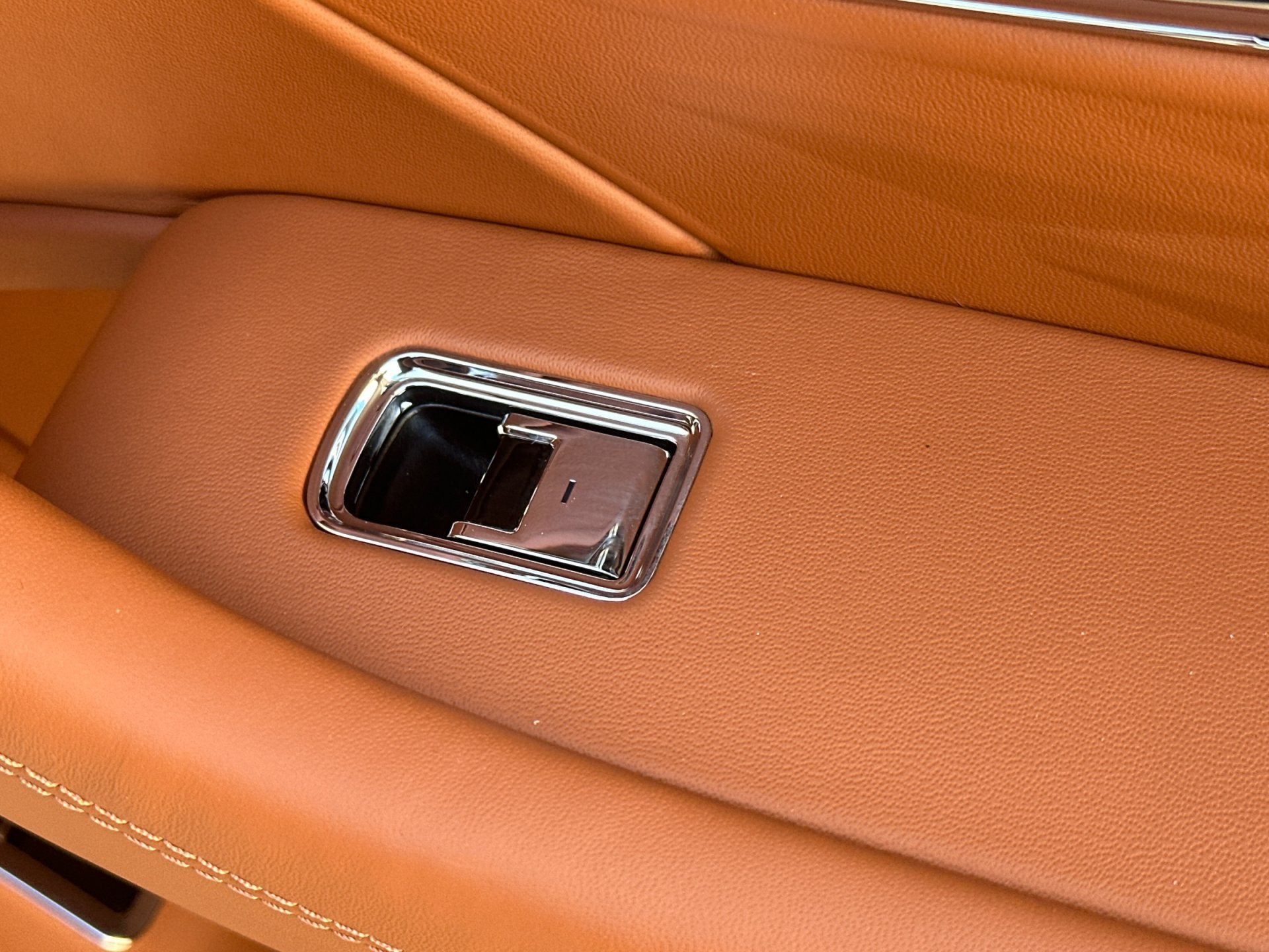 Certified 2023 Bentley Flying Spur Azure AWD/4WD image 18