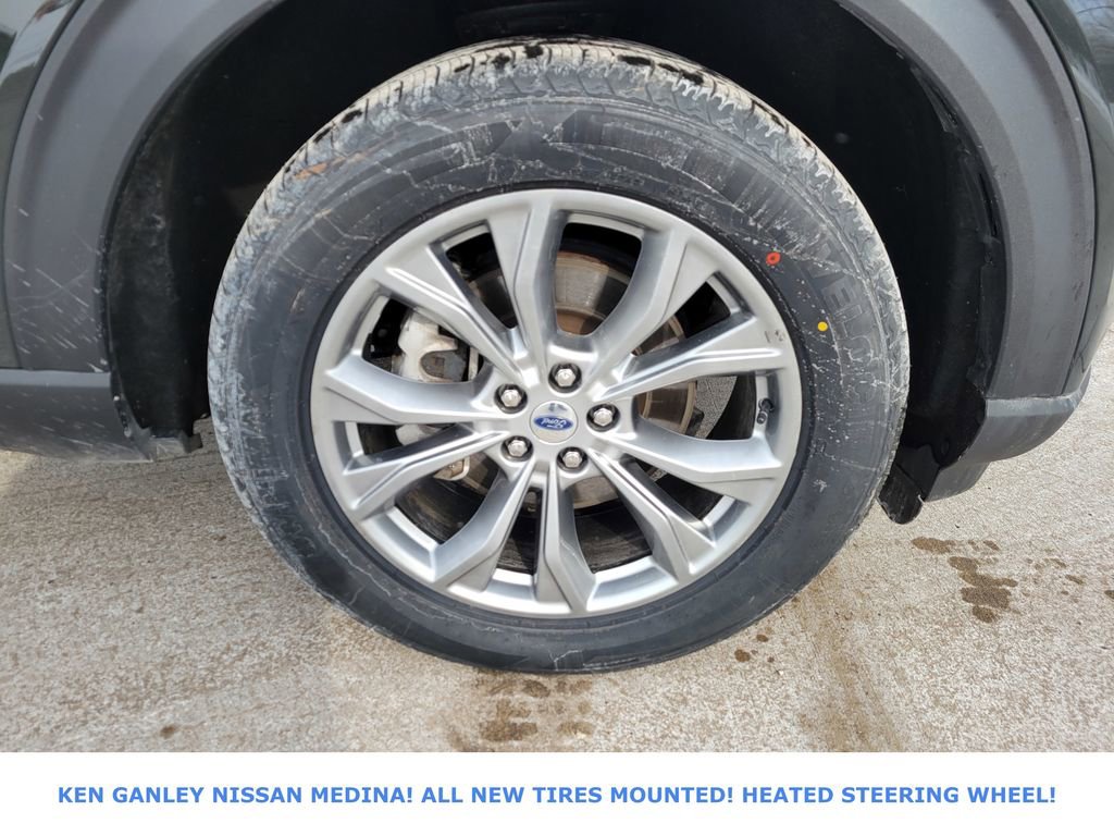 Used 2022 Ford Explorer Limited w/ Equipment Group 301A image 22