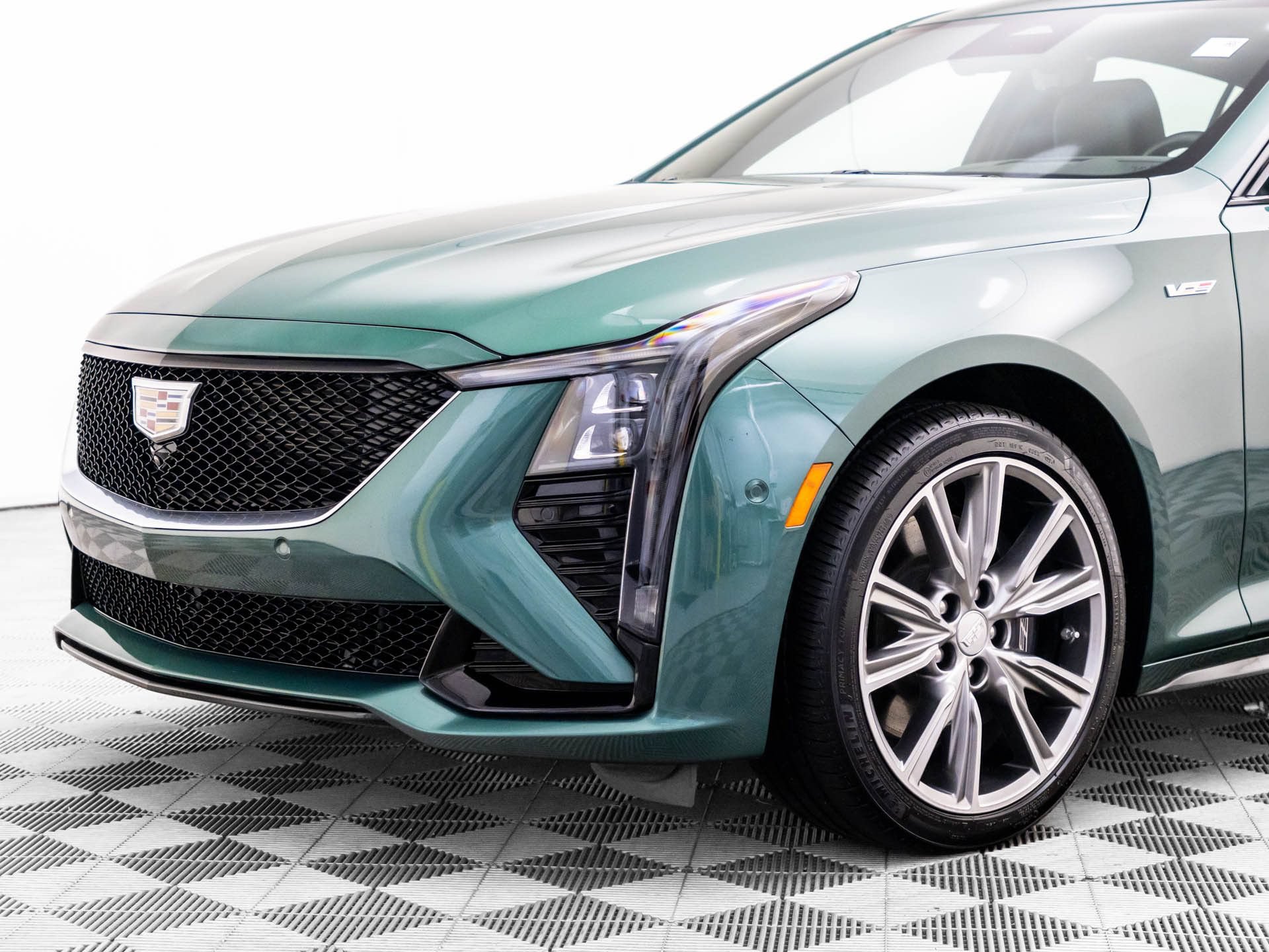 Certified 2025 Cadillac CT5 V w/ Technology Package AWD/4WD image 42