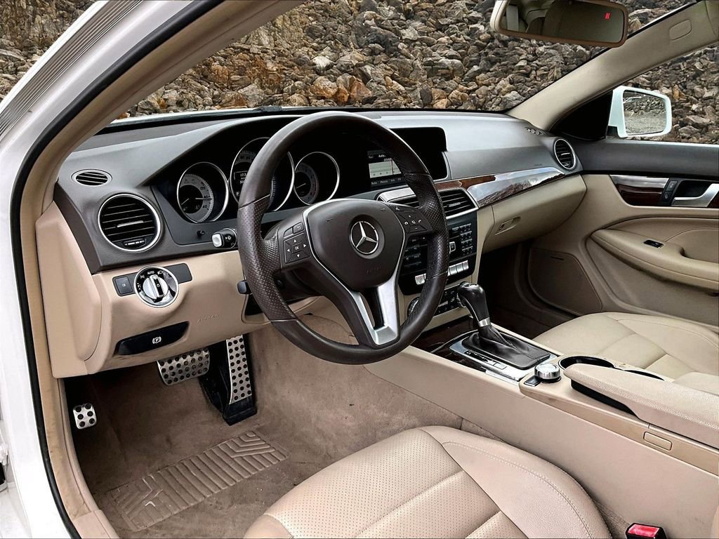 Used 2015 Mercedes-Benz C 250 Coupe image 11