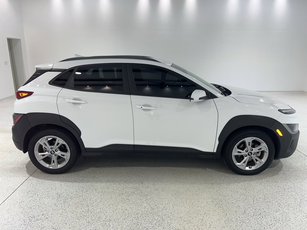 Used 2022 Hyundai Kona SEL w/ Cargo Package image 6