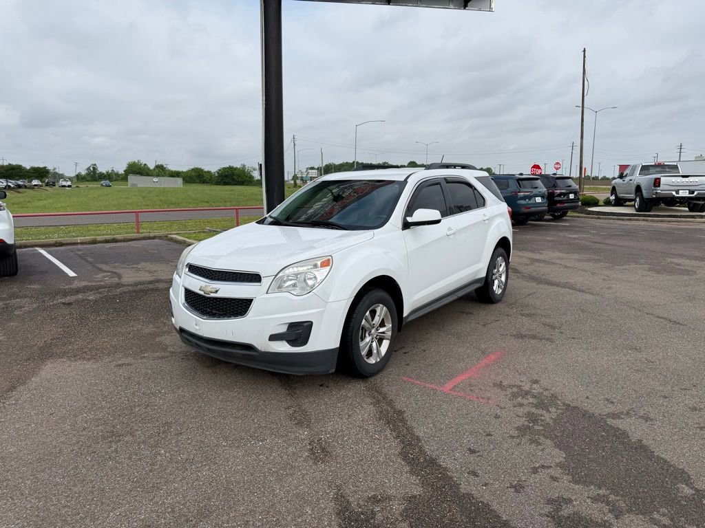 Used 2015 Chevrolet Equinox LT w/ Driver Convenience Package FWD image 2