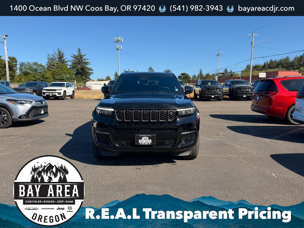 Used 2024 Jeep Grand Cherokee L Summit AWD/4WD image 2