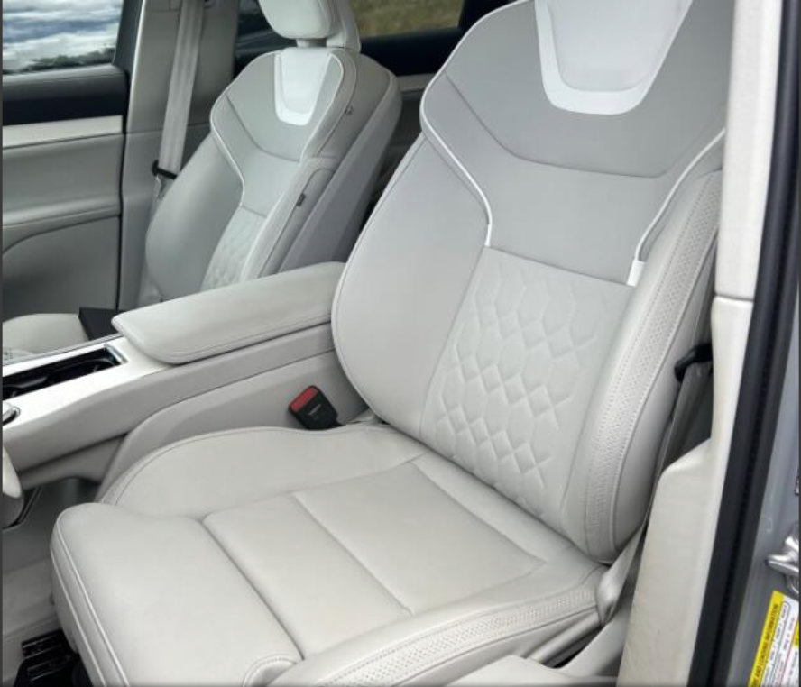 Certified 2025 Volvo EX90 Ultra AWD/4WD image 4