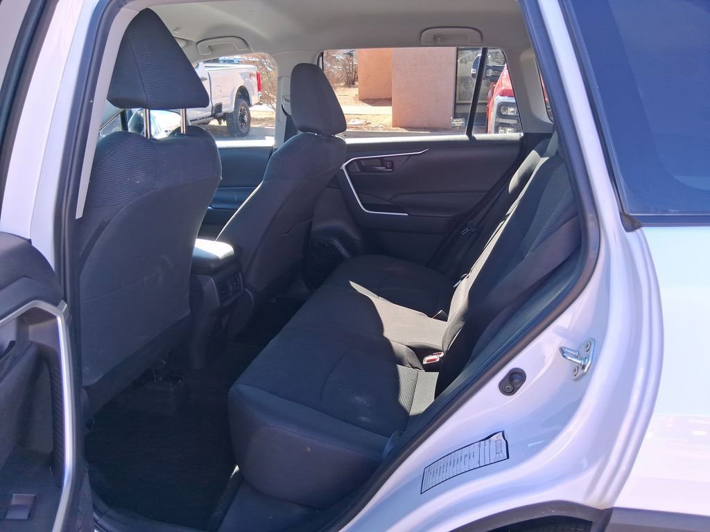 Used 2024 Toyota RAV4 LE image 23
