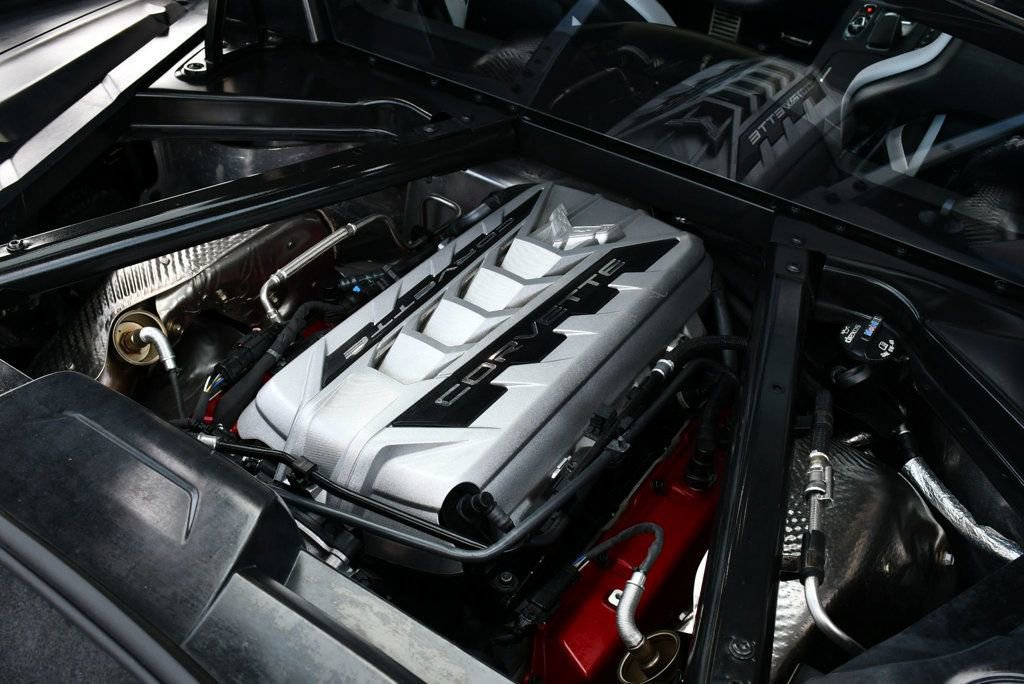 Used 2024 Chevrolet Corvette Stingray Coupe w/ Chrome Exterior Badge Package RWD image 55