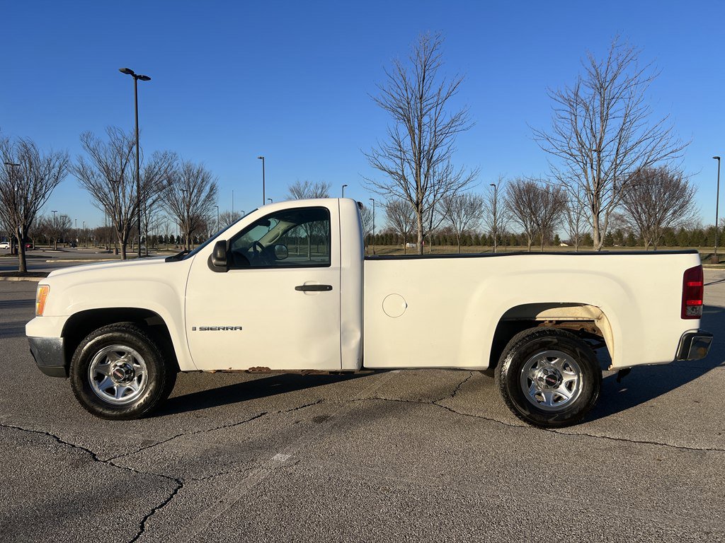 Used 2009 GMC Sierra 1500 W/T w/ SL Package image 2